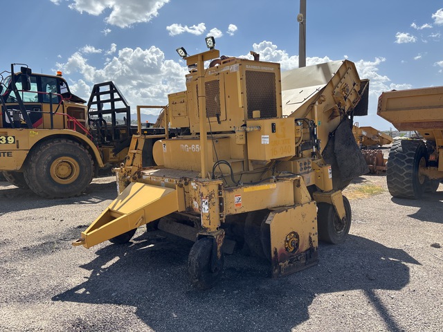 Cat BG-650 Windrow Elevator