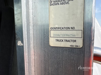 2015 Kenworth T370 4000 gal 6x4 Camion à eau