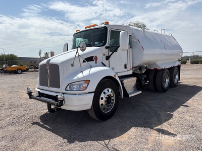 2015 Kenworth T370 4000 gal 6x4 Camion à eau