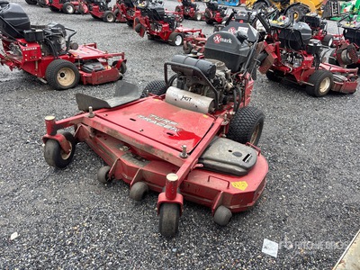 2024 Exmark Turf Tracer X-Series 4x2 Stand-On Tondeuse à gazon