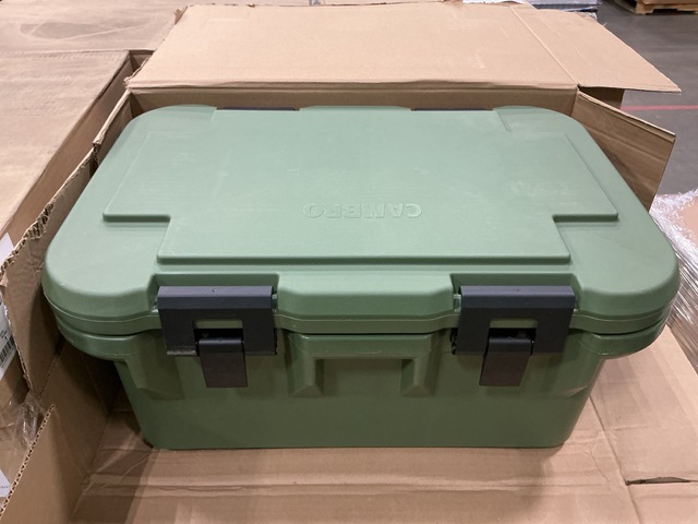 (12) Cambro UPCS180PKG403 Insulated Food Containers