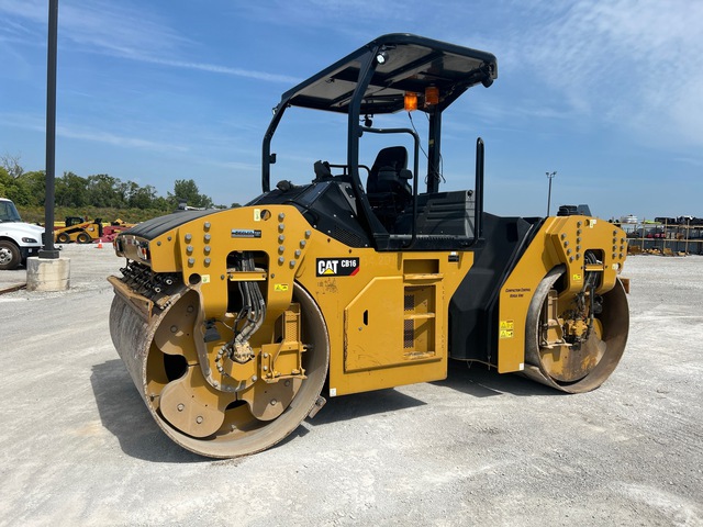 2021 Cat CB16 Double Drum Roller