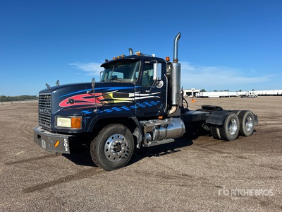 2007 Mack CL733 6x4 Ciągnik siodłowy T/A z kabiną dzienną