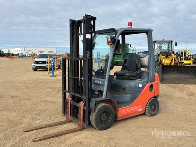 2009 Toyota 8FG15 1500 kg Cushion Tire Montacargas