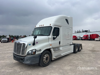 2016 Freightliner Cascadia 125 6x4 T/A Sleeper Truck Tractor