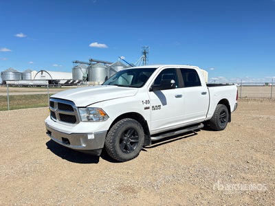 2016 Ram 1500 SLT 4x4 Crew Cab Pickup