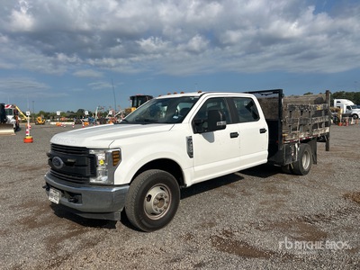 2019 Ford F-350 XL 4x2 Crew Cab Flatbed Truck
