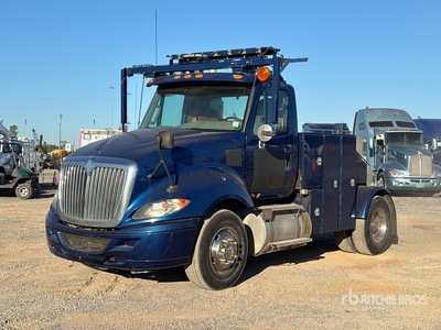 2011 International ProStar+ 122 4x2 Toter Truck