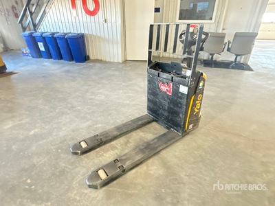 Yale MPB045VGN24T2646 4510 lb Electric Gato de bandeja