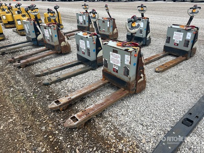 2021 Crown WP3045-45 4500 lb Electric Vérins de châssis