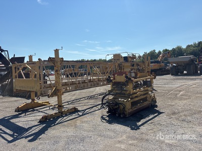 2001 Bid-Well 4800 Finisseur de pont