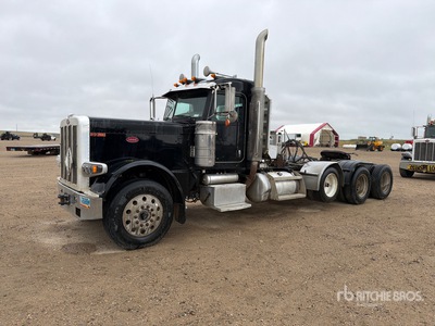 2013 Peterbilt 389 8x4 Ciągnik siodłowy z kabiną dzienną Tri/A