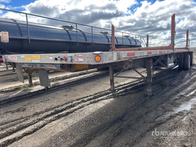 2013 Utility 48 ft T/A Spread Axle Flatbed Trailer