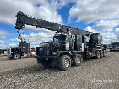Weldco WHL45TC100 40 ton Straight Boom on 2011 Kenworth C500 8x6 Sleeper Camión Grúa