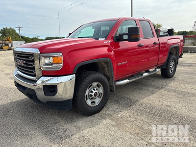 2016 GMC Sierra 2500HD 4x4 Extended Cab Pick Up