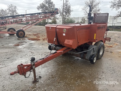 2009 Massey Ferguson 1843S 78 in Baler Varios, empacadoras y equipos de heno