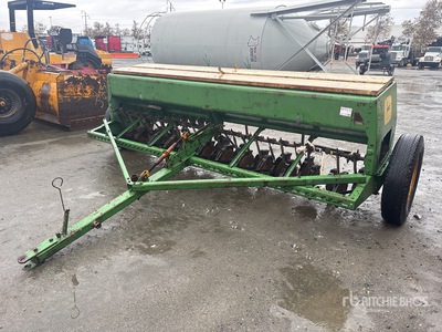 John Deere 8300 12 ft Drill Grain Extractor