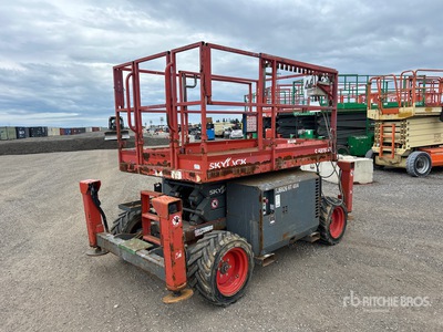 2018 Skyjack SJ6826 RT 4x4 Dual Fuel Scissor Lift