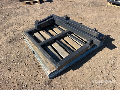 1100 mm Tractor Pallet Forks (Unused)