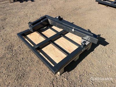 1100 mm Tractor Pallet Forks (Unused)