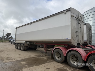 2017 Tefco Tri/A End Dump Trailer