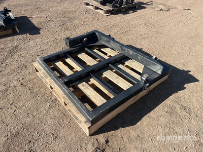 1100 mm Tractor Pallet Forks (Unused)