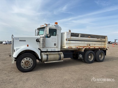 2000 Kenworth W900 6x4 T/A Dump Truck