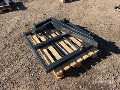 1100 mm Tractor Pallet Forks (Unused)