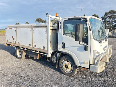 2008 Isuzu NQR 450 4x2 Service Truck