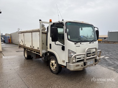 2008 Isuzu NQR 450 4x2 Service Truck
