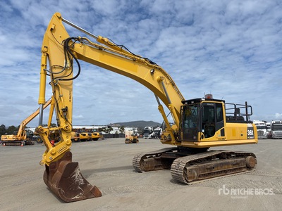 2016 Komatsu PC350LC-8MO حفارة بجنزير