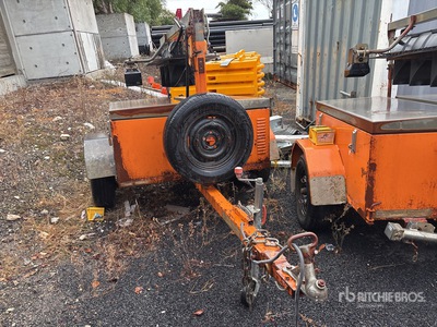 2007 S/A Traffic Light (Inoperable)