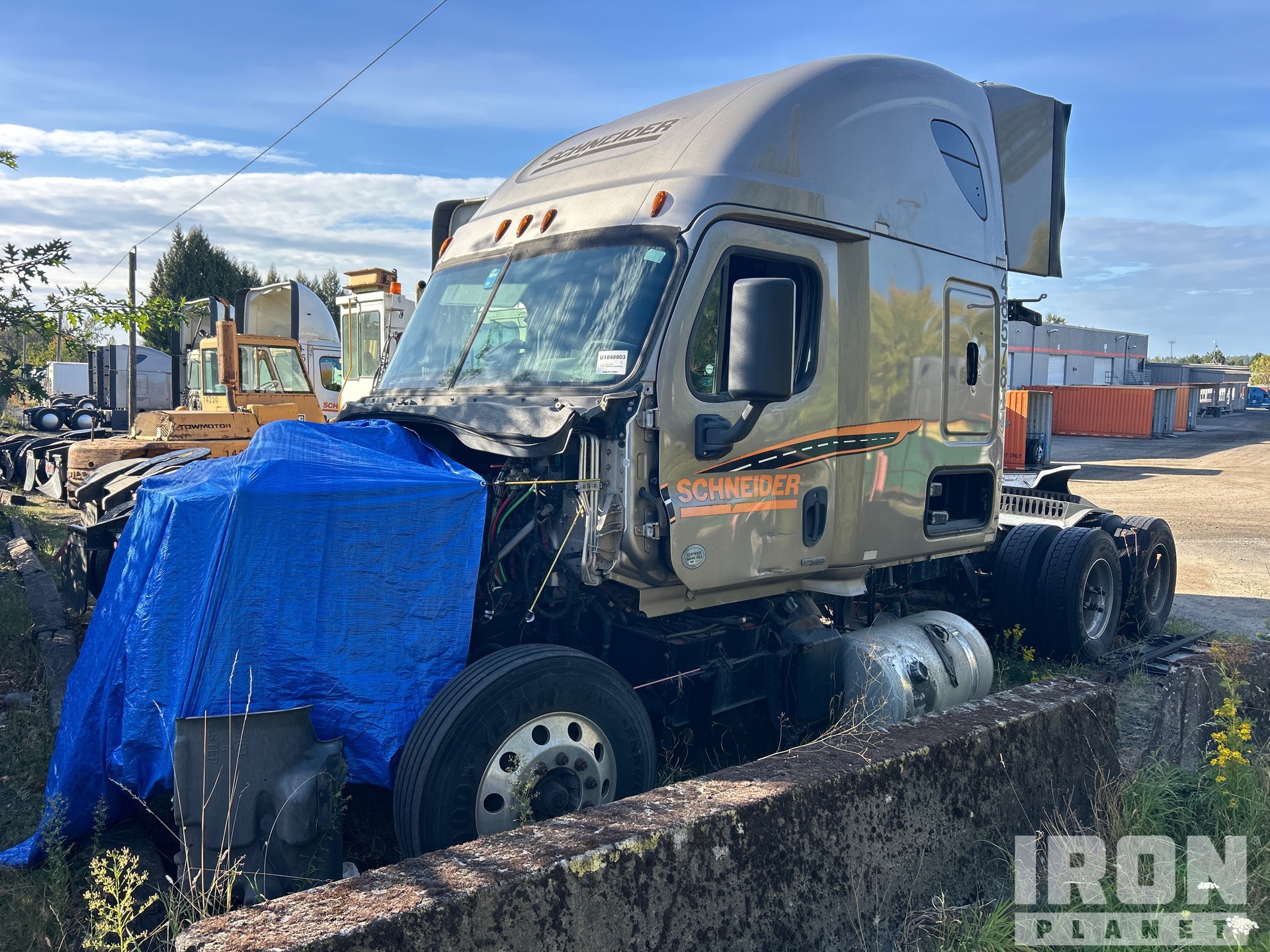 2016 Freightliner Cascadia 6x4 T/A Slaapcabine Trekker (Inoperable)