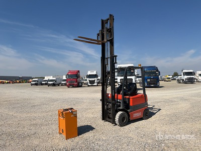 2002 Toyota FBMF16 1600 kg Electric Forklift