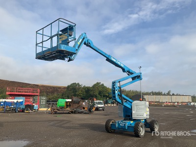 2014 Genie Z45/25 4WD Diesel Articulating Boom Lift
