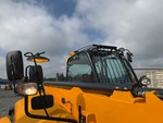 General Appearance with Exterior Lights