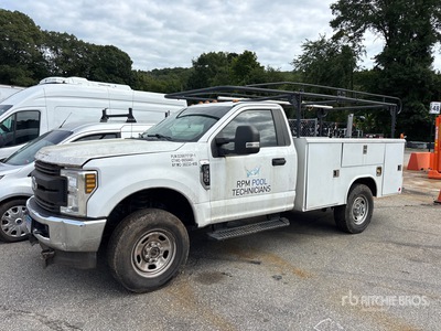 2018 Ford F-350 XL 4x4 Ciężarówka użytkowa (Inoperable)