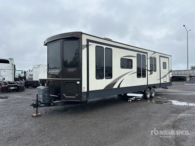 2016 Heartland Lakeview 38 ft T/A Travel Trailer