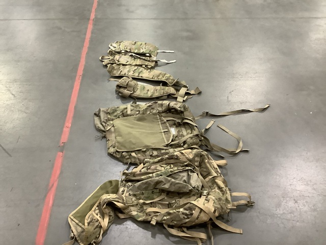 (121) Hydration Carriers, (29) Waist Belts, (6) Rucksacks & (5) Field Packs