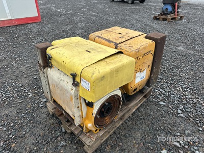 Hatz (2) engines 2L41c & 3L41C on pallet Engine