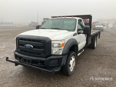 2012 Ford F-450 XL 4x2 Flatbed Truck