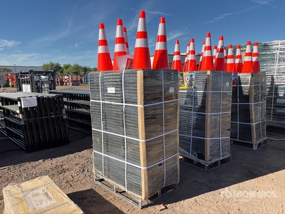 Quantity of (250) 2026 EMC SC28L 28 in Cônes d'autoroute (Unused)