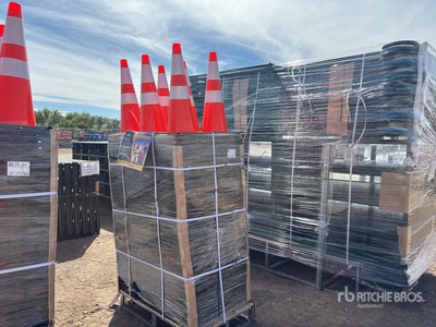 Quantity of (250) 2026 EMC SC28L 28 in Traffic Cones (Unused)