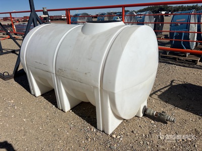 500 gal Poly Water タンク
