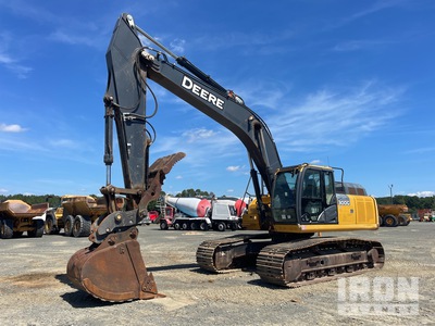 2019 John Deere 300G LC حفارة بجنزير