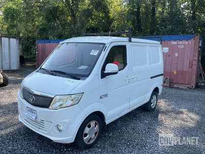Vantage EV 1000 Minivan