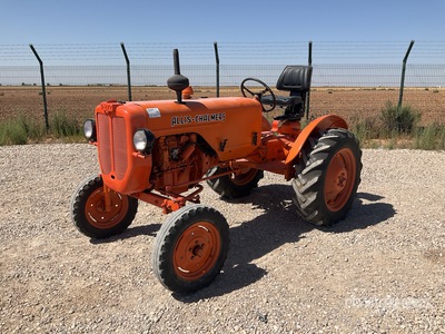 Allis Chalmers D-272 2WD Tractor