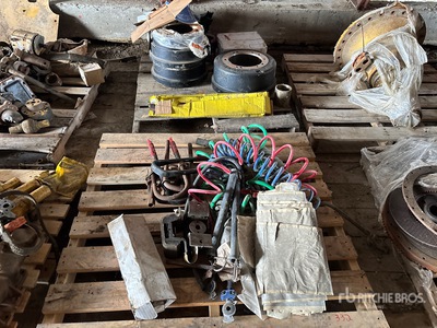 Quantity of Truck Parts Parti di autocarro