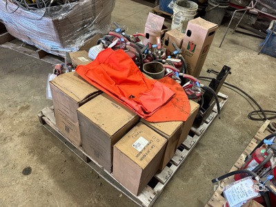 Fire Extinguishers & Mounts