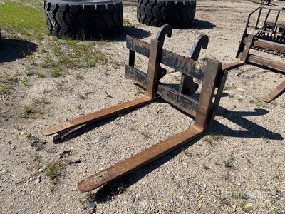 54 in Wheel Loader Forks - Fits Cat 420FIT